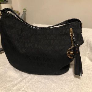 Michael Kors Bags - Michael Kors Hobo Handbag Michael Kors Bags - Michael Kors Hobo Handbag